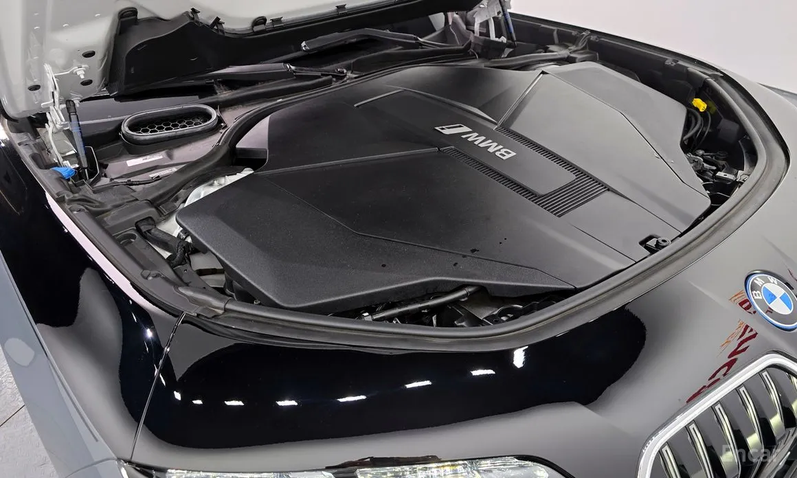 BMW i7 2022 xDrive 60 M sport