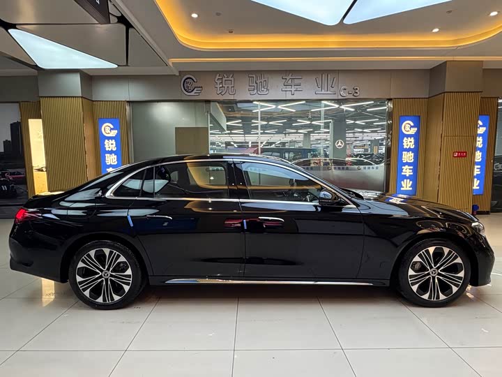 Mercedes-Benz E-Class Hybrid 2024 2024款 E 350 e L 插电式混合动力运动轿车