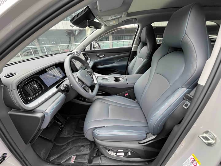 BYD Sea Lion 07 DM-i Hybrid 2025 2025款 150 领航+版