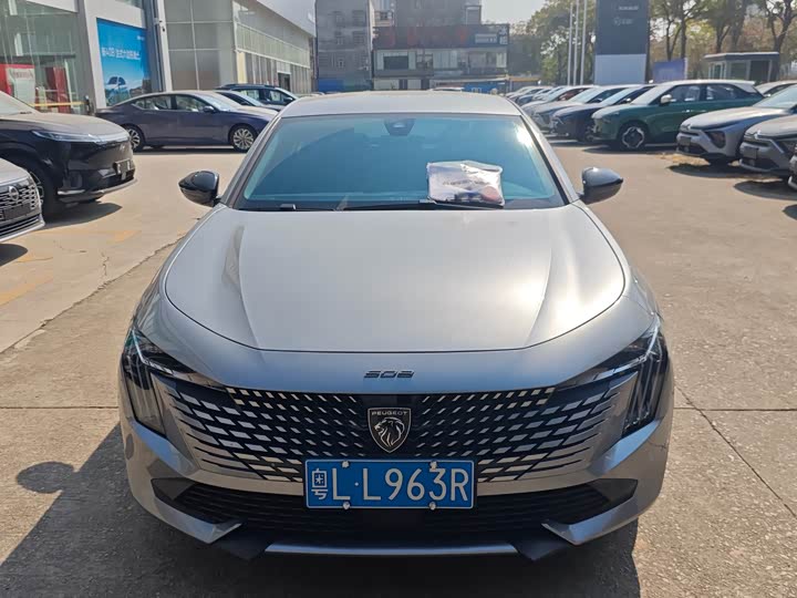 Peugeot 508 2023 2023款 508L 400THP 驭控旗舰版