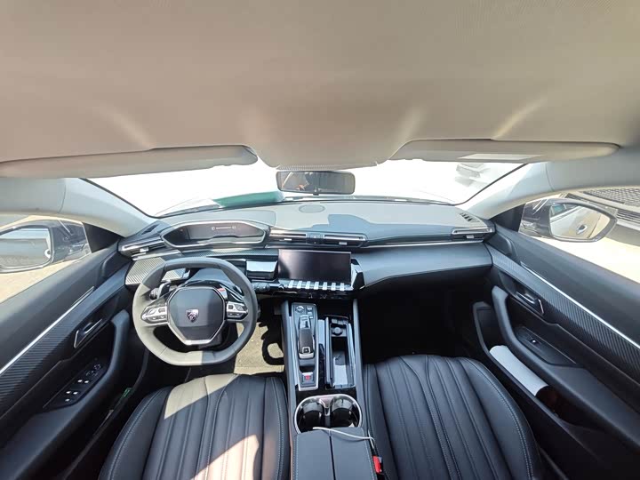 Peugeot 508 2023 2023款 508L 400THP 驭控旗舰版