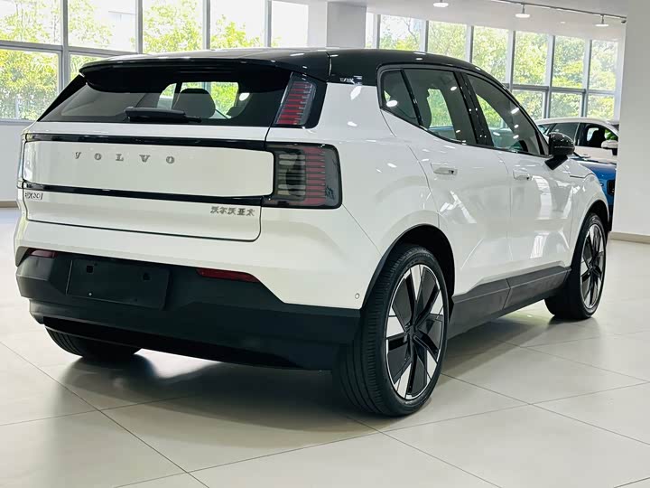 Volvo EX30 2025 2025款 后驱长续航版 Ultra