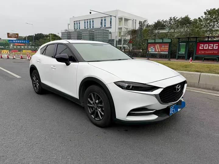 Mazda CX-4 2021 2021款 2.0L 自动两驱蓝天领先版
