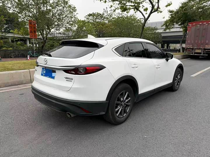 Mazda CX-4 2021 2021款 2.0L 自动两驱蓝天领先版
