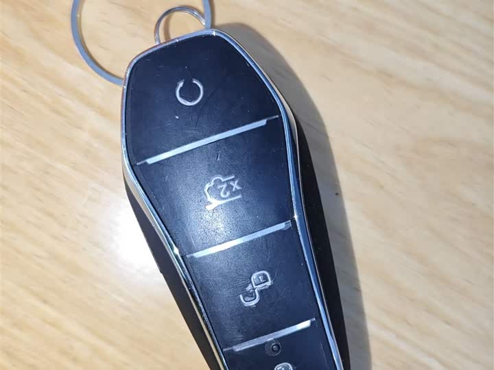 BYD Yuan Up 2025 2025款 智驾版 401KM 超越型