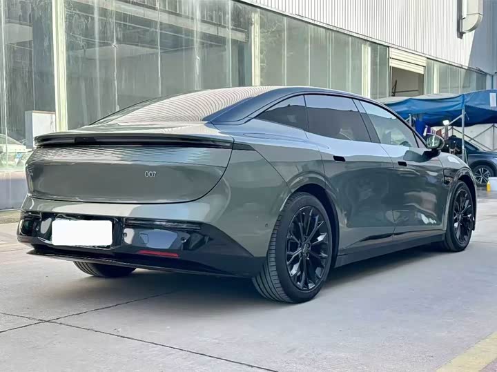 Zeekr 007 2025 2025款 后驱智驾版 75kWh
