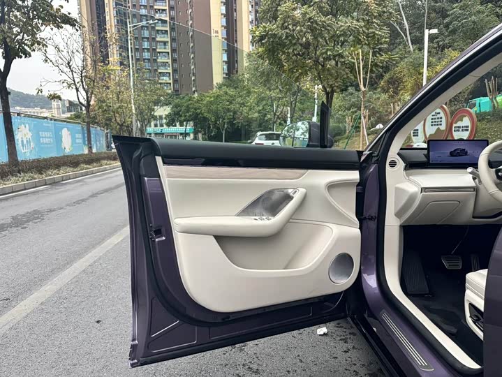 Luxeed R7 2025 2025款 增程 331km Ultra