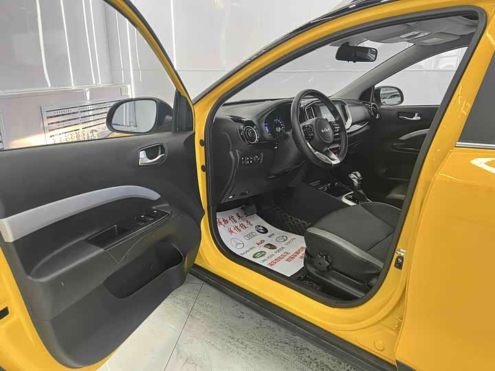 Kia KX1 2021 2021款 1.4L CVT天窗款