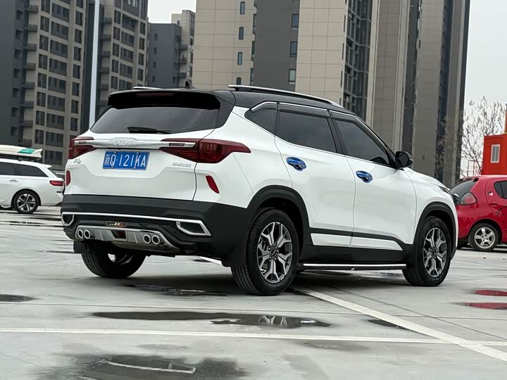 2021 Kia KX3