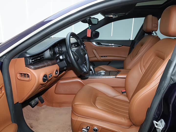 Maserati Quattroporte 2021 2021款 3.0T 标准版