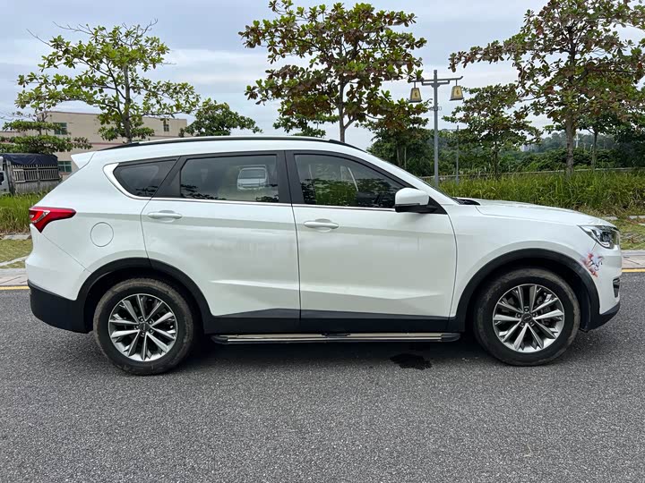 Jetour X70S 2020 2020款 1.5T DCT星辰版 5座