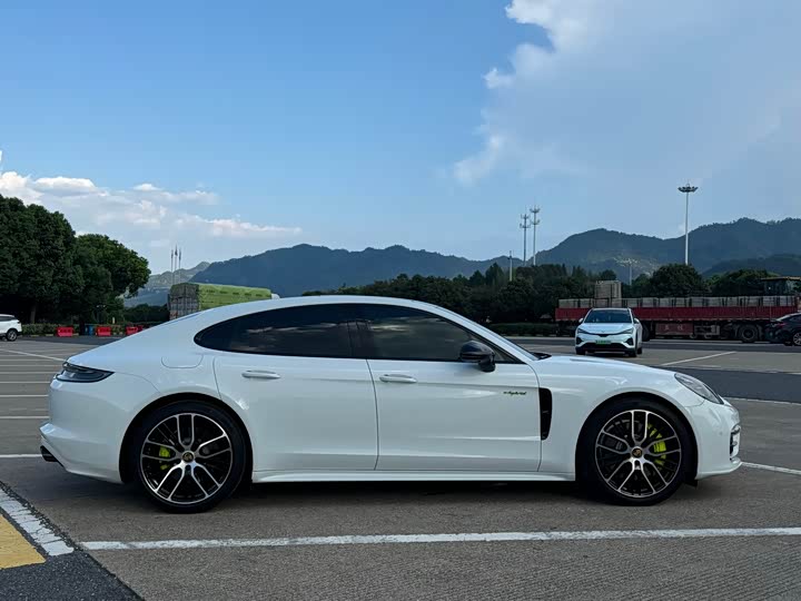 Porsche Panamera Hybrid 2023 2023款 Panamera 4 E-Hybrid 2.9T