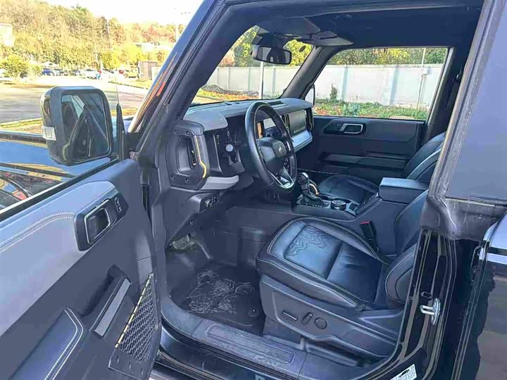 Ford Bronco 2024 2024款 2.3T 荒地