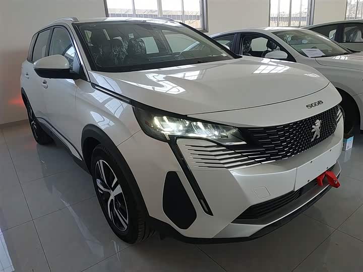 2021 Peugeot 5008