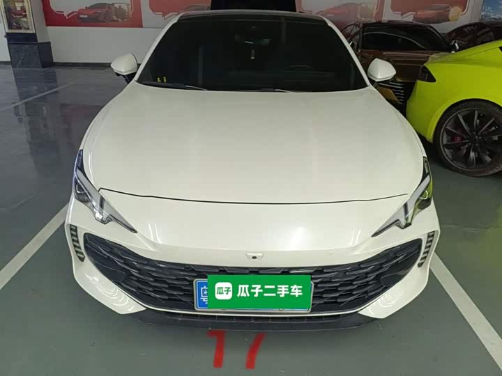 MG Motor 7 2025 2025款 2.0T 405 AT奢享版