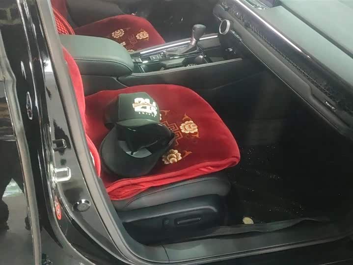 Honda Accord 2025 2025款 运动系列 260TURBO 豪华版