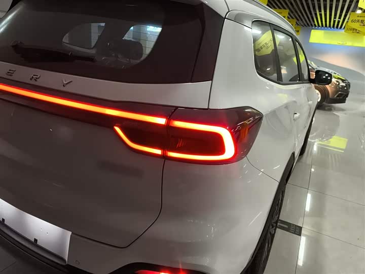 Chery Tiggo 8 2024 2024款 230TCI 自动新锐版 5座