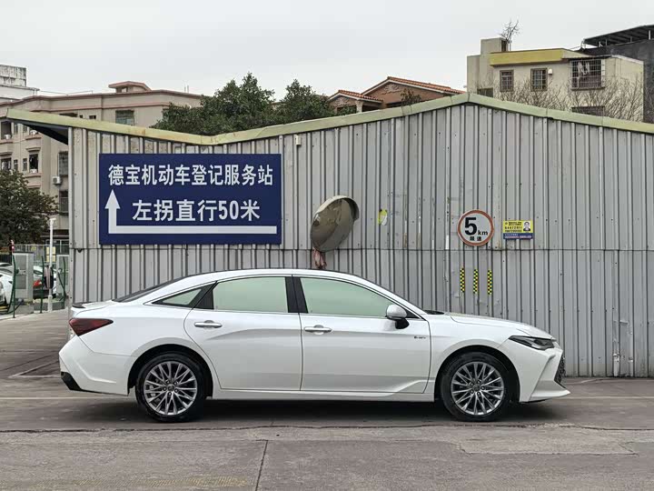 Toyota Avalon 2024 2024款 双擎 2.5L XLE尊贵版