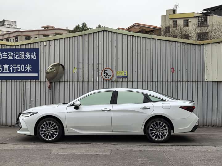 Toyota Avalon 2024 2024款 双擎 2.5L XLE尊贵版