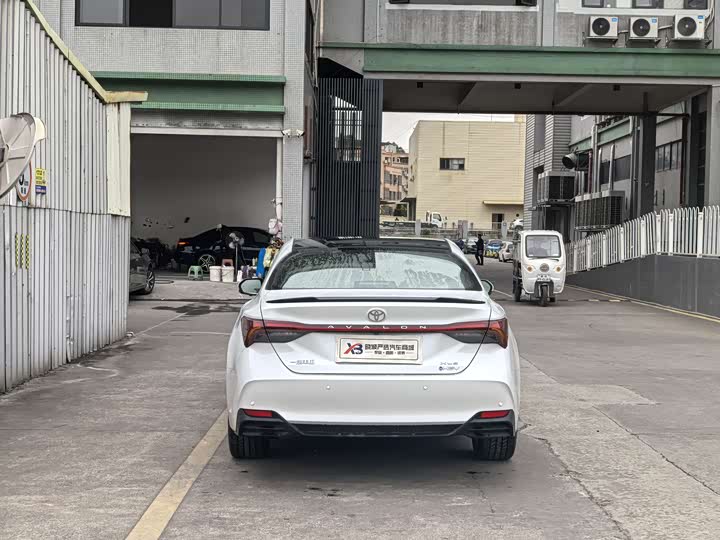 Toyota Avalon 2024 2024款 双擎 2.5L XLE尊贵版