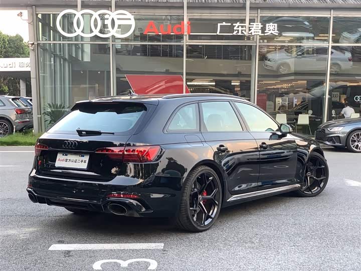 Audi RS 4 2024 2024款 RS4 Avant 燃擎版