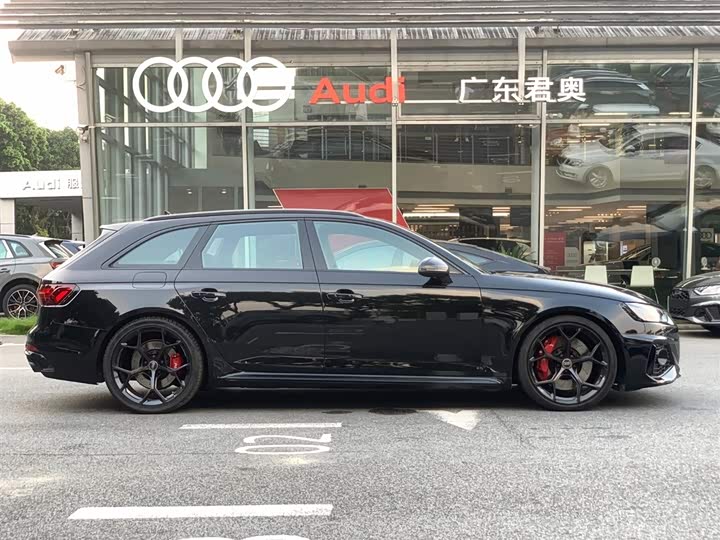 Audi RS 4 2024 2024款 RS4 Avant 燃擎版