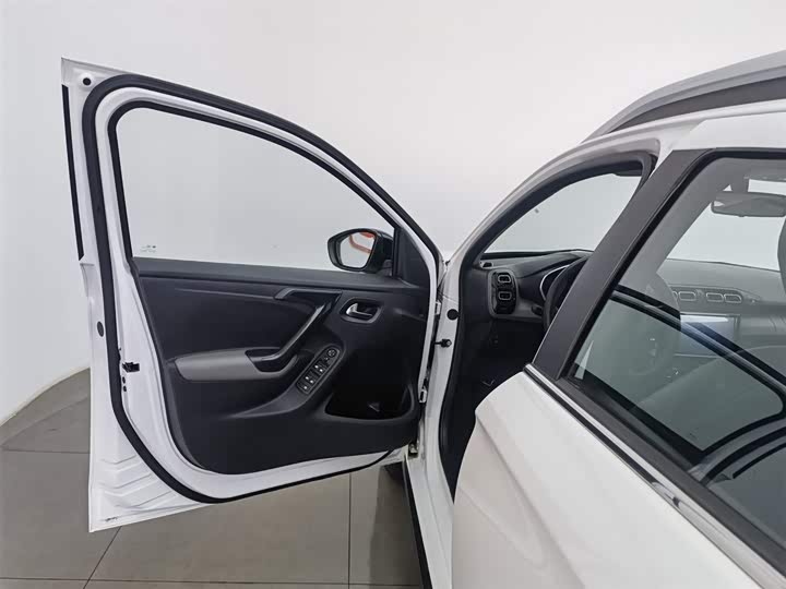 Citroen C3-XR 2019 2019款 230THP DCT越领版