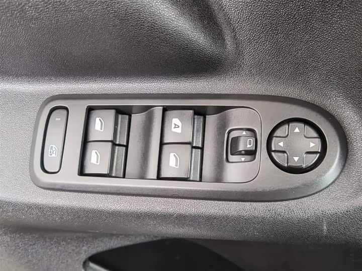 Citroen C3-XR 2019 2019款 230THP DCT越领版