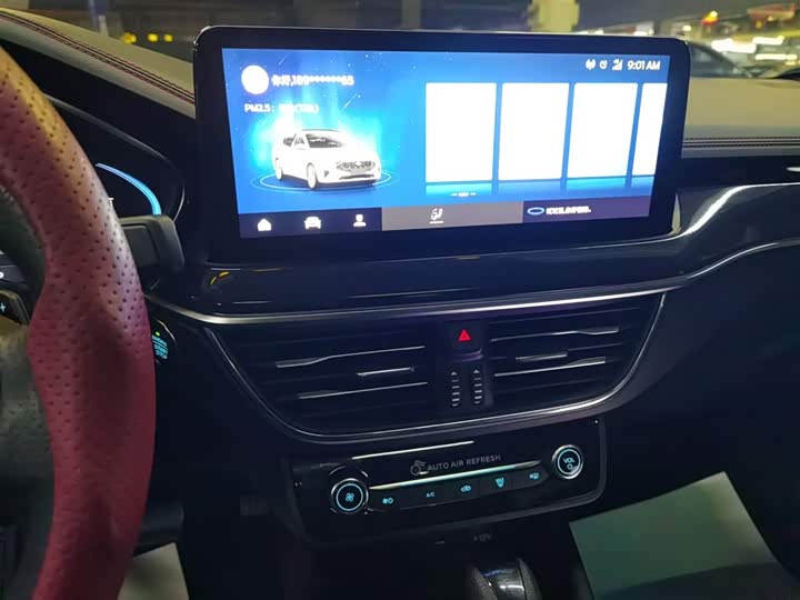 Ford Focus 2022 2022款 三厢 EcoBoost 180 自动ST Line