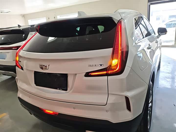 Cadillac XT4 2024 2024款 28T 两驱豪华型