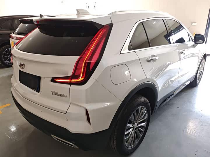 Cadillac XT4 2024 2024款 28T 两驱豪华型