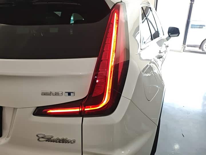 Cadillac XT4 2024 2024款 28T 两驱豪华型