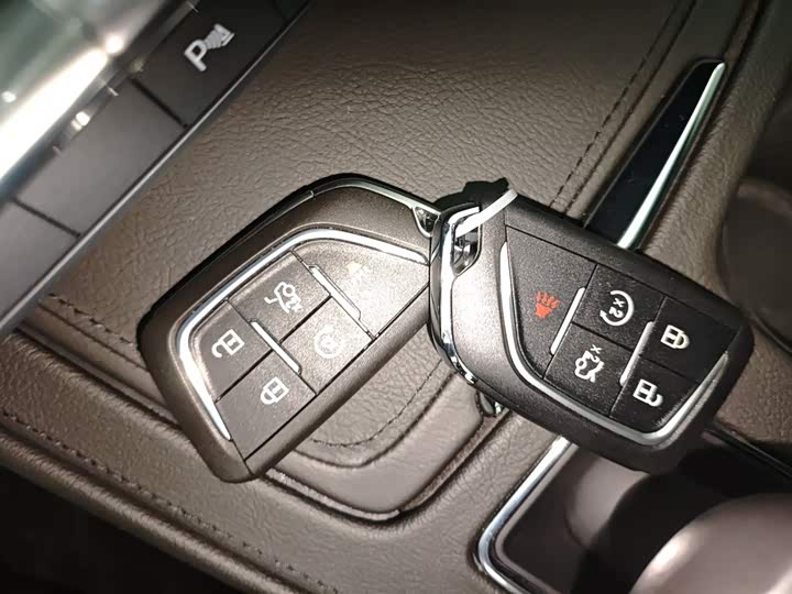 Cadillac XT4 2024 2024款 28T 两驱豪华型