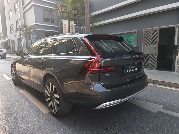 Volvo V90 2024 2024款 Cross Country B5 AWD 智尊版