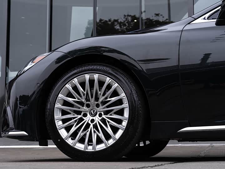 Lexus LS 2024 2024款 500h 行政版
