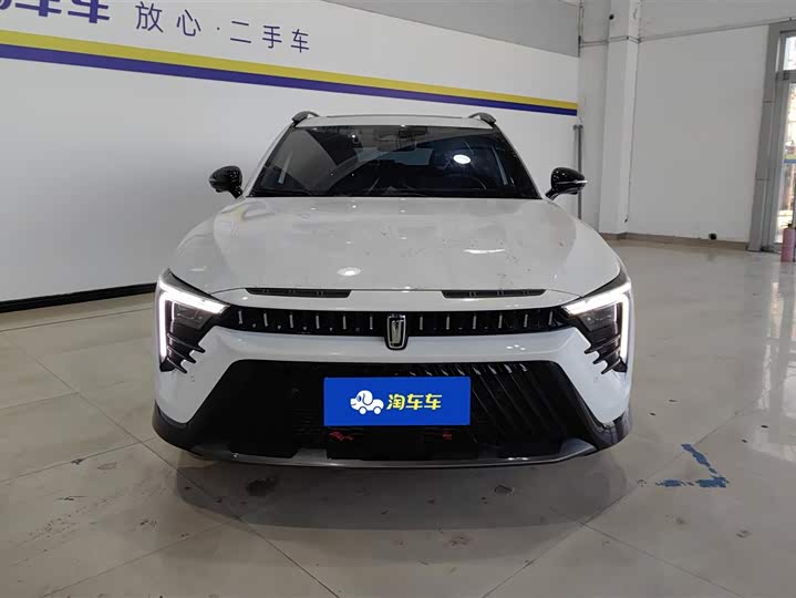 Bestune B70S 2022 2022款 2.0T 智潮统帅