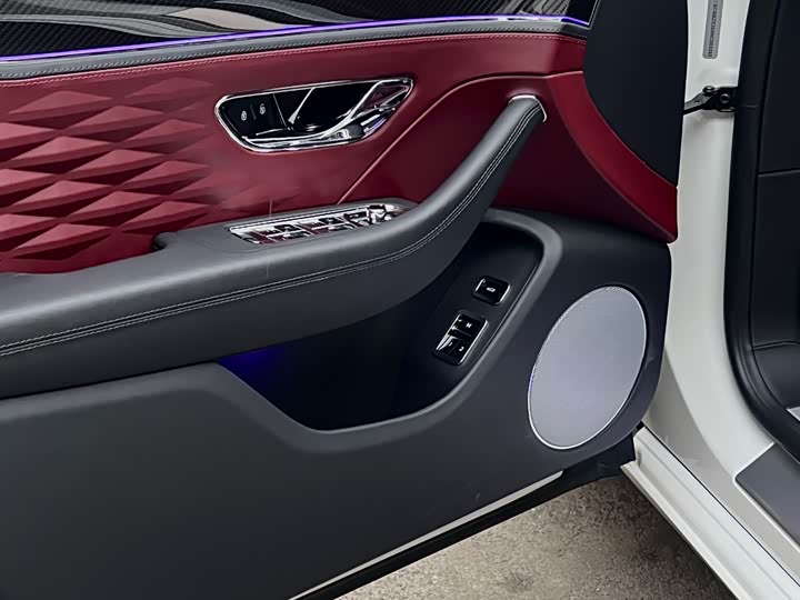 Bentley Flying Spur 2023 2023款 4.0T V8 S