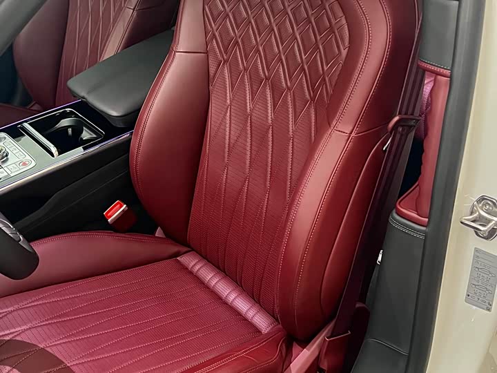 Bentley Flying Spur 2023 2023款 4.0T V8 S