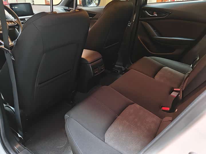 Mazda CX-4 2021 2021款 2.0L 自动两驱蓝天活力版