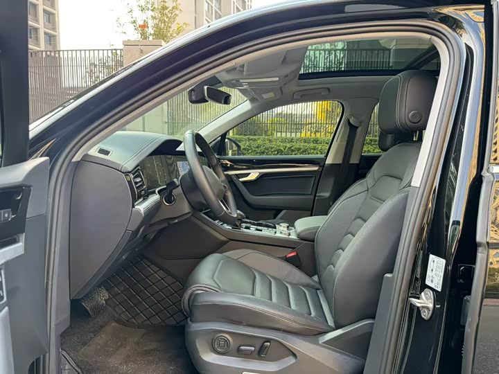 Volkswagen Touareg 2023 2023款 3.0TSI 锐享版 经典运动套装