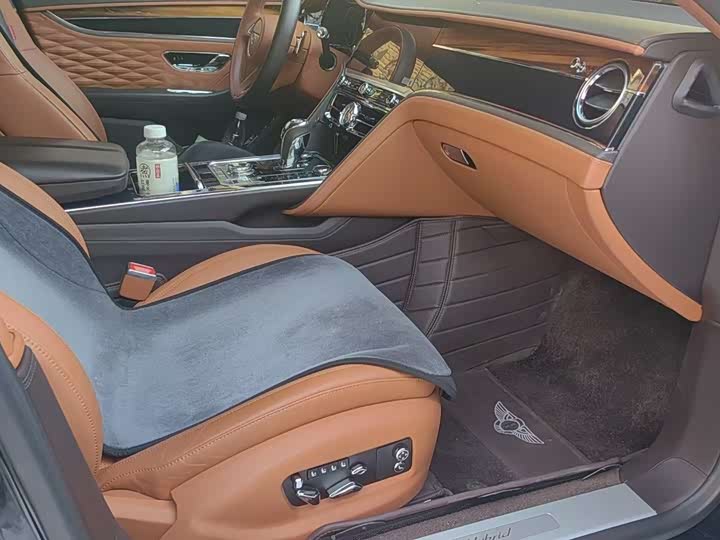 Bentley Flying Spur Hybrid 2022 2022款 2.9T V6 Hybrid Mulliner