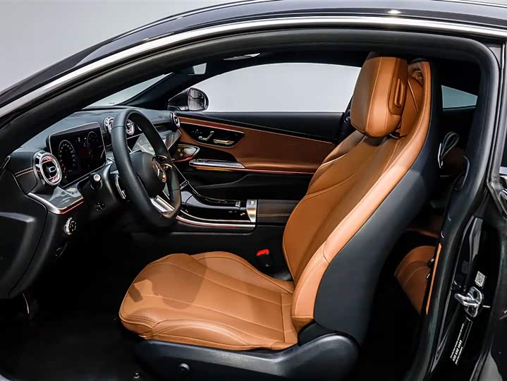 Mercedes-Benz CLE-Class 2025 2025款 CLE 300 4MATIC 动感型轿跑车