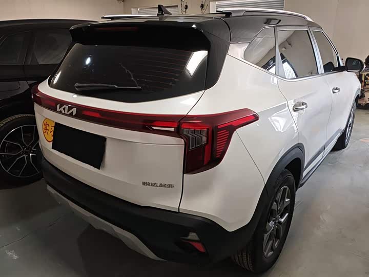 Kia Seltos 2023 2023款 1.5L CVT豪华版