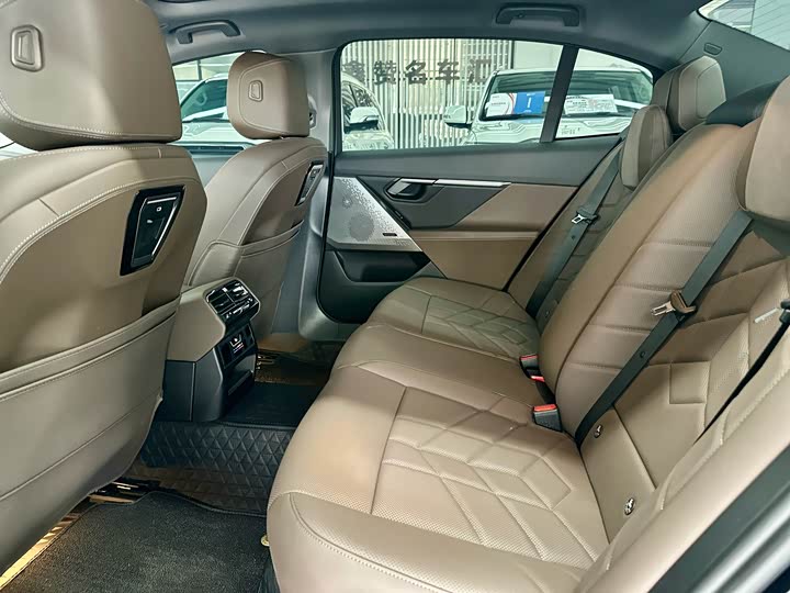 BMW 5 Series 2024 2024款 525Li 豪华套装