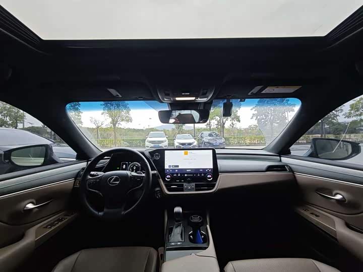 Lexus ES 2025 2025款 300h 臻享版