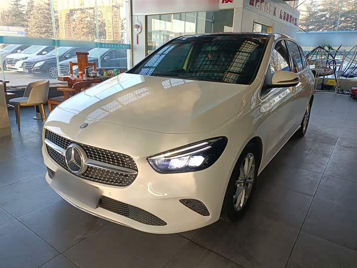 Mercedes-Benz B-Class 2021 2021款 B 200 时尚型