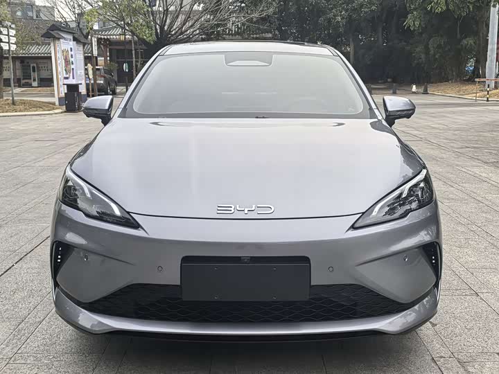 BYD Seal 05 DM-i Hybrid 2025 2025款 DM-i 智驾版 120KM旗舰型