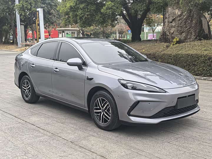 BYD Seal 05 DM-i Hybrid 2025 2025款 DM-i 智驾版 120KM旗舰型