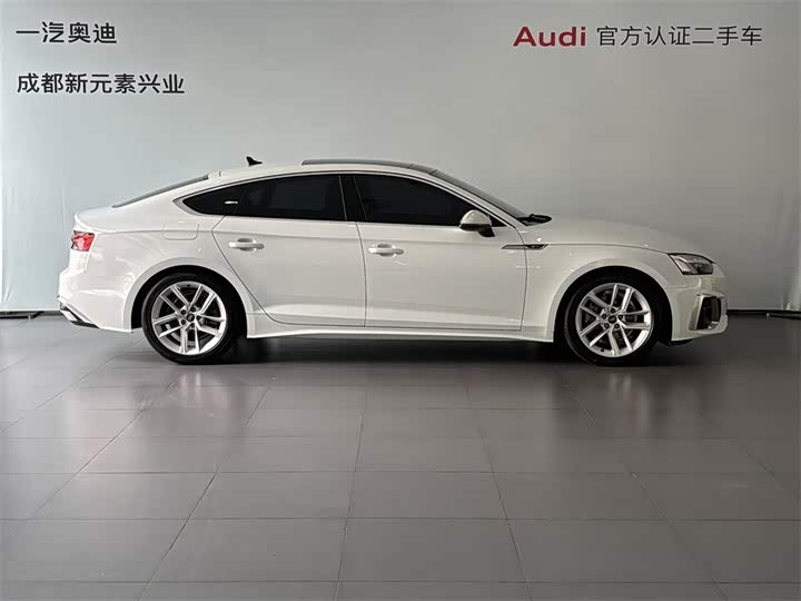 Audi A5 2024 2024款 Sportback 40 TFSI 时尚动感型