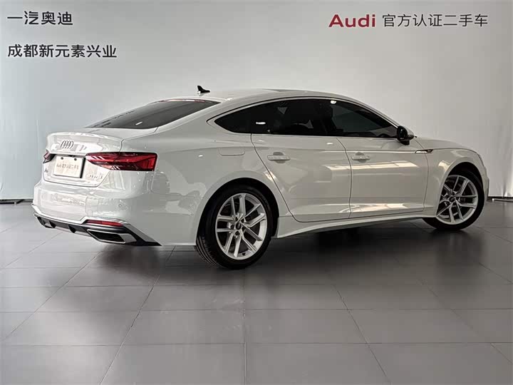 Audi A5 2024 2024款 Sportback 40 TFSI 时尚动感型
